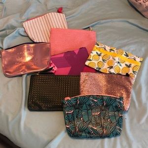 MAKE UP BAGS